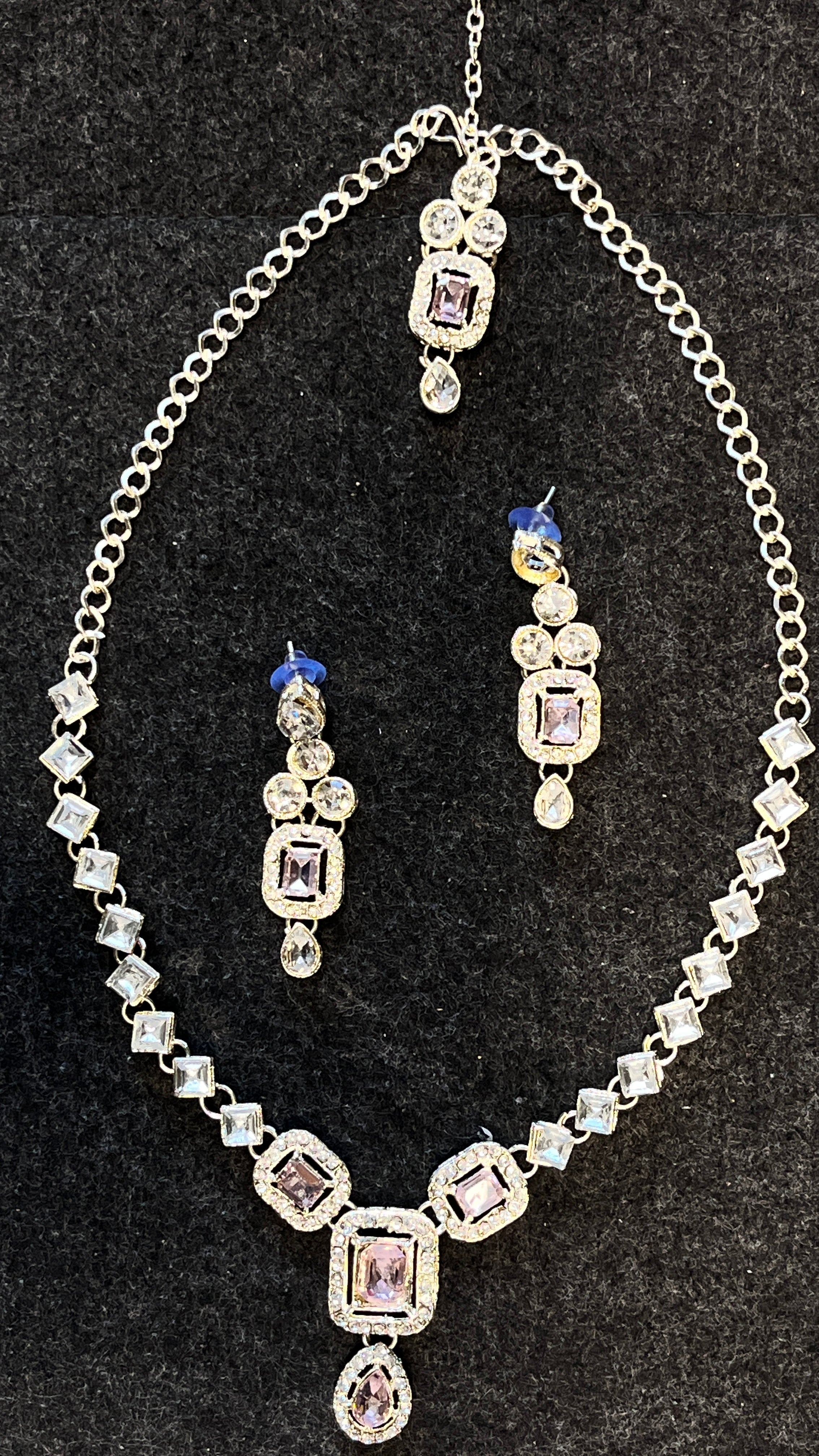 Ira Heritage Shine Imitation Jewellery Set – Gujarati Jewellery for Garba