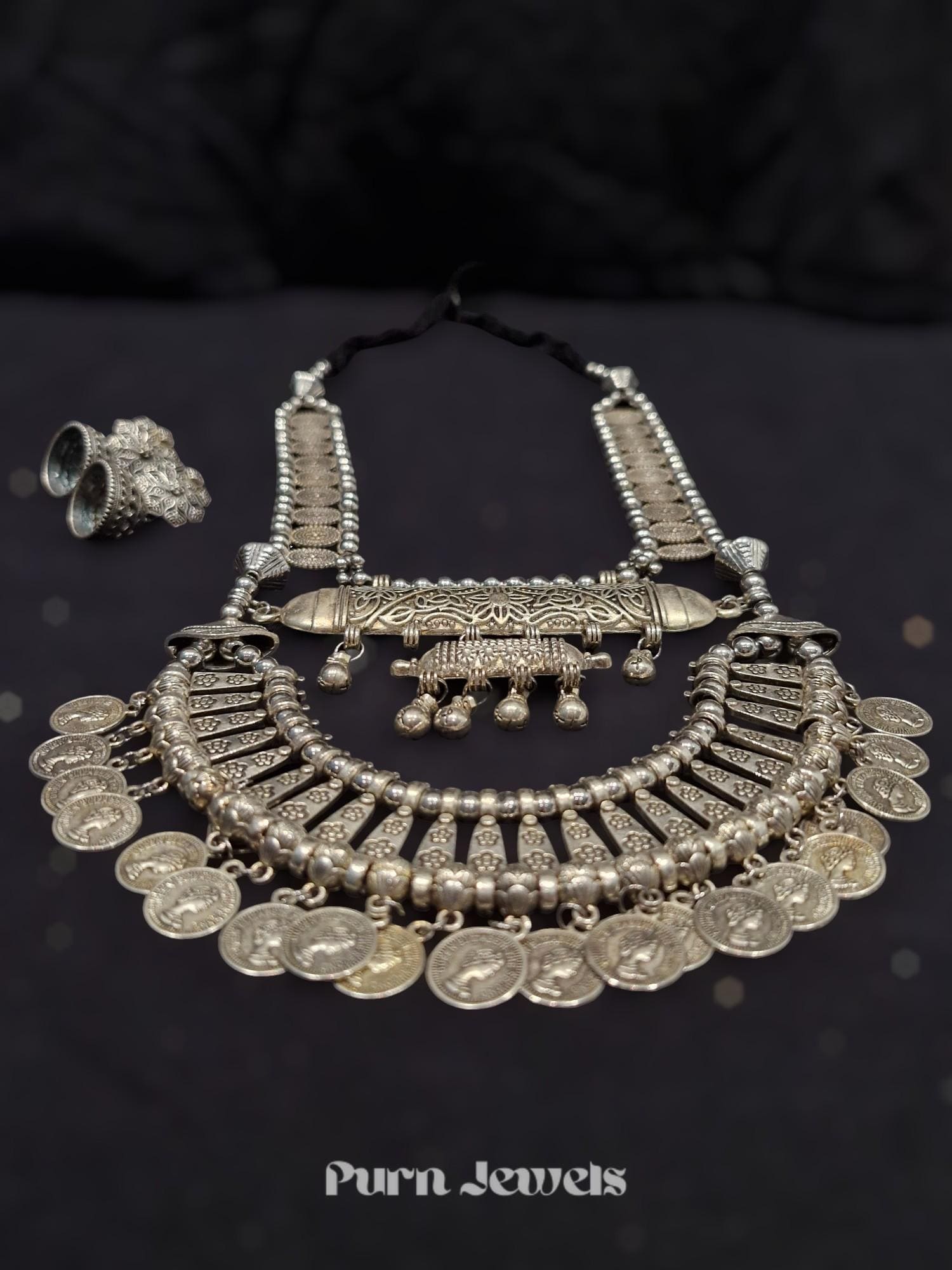 Omya Coin Oxidised Necklace