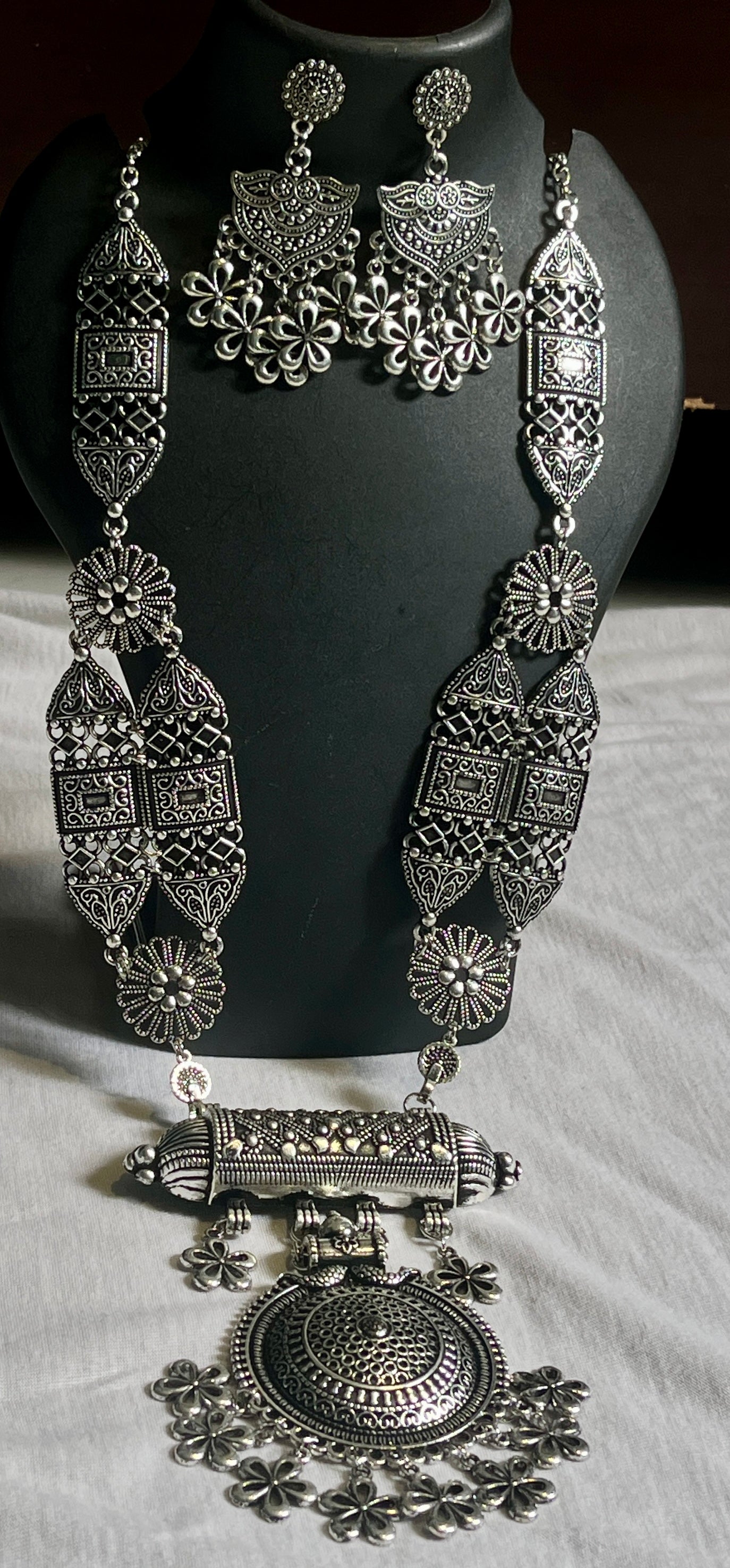 Khushi Oxidised Ethnic Jewellery Set for Navratri Garba – Gujarati Traditional Design
