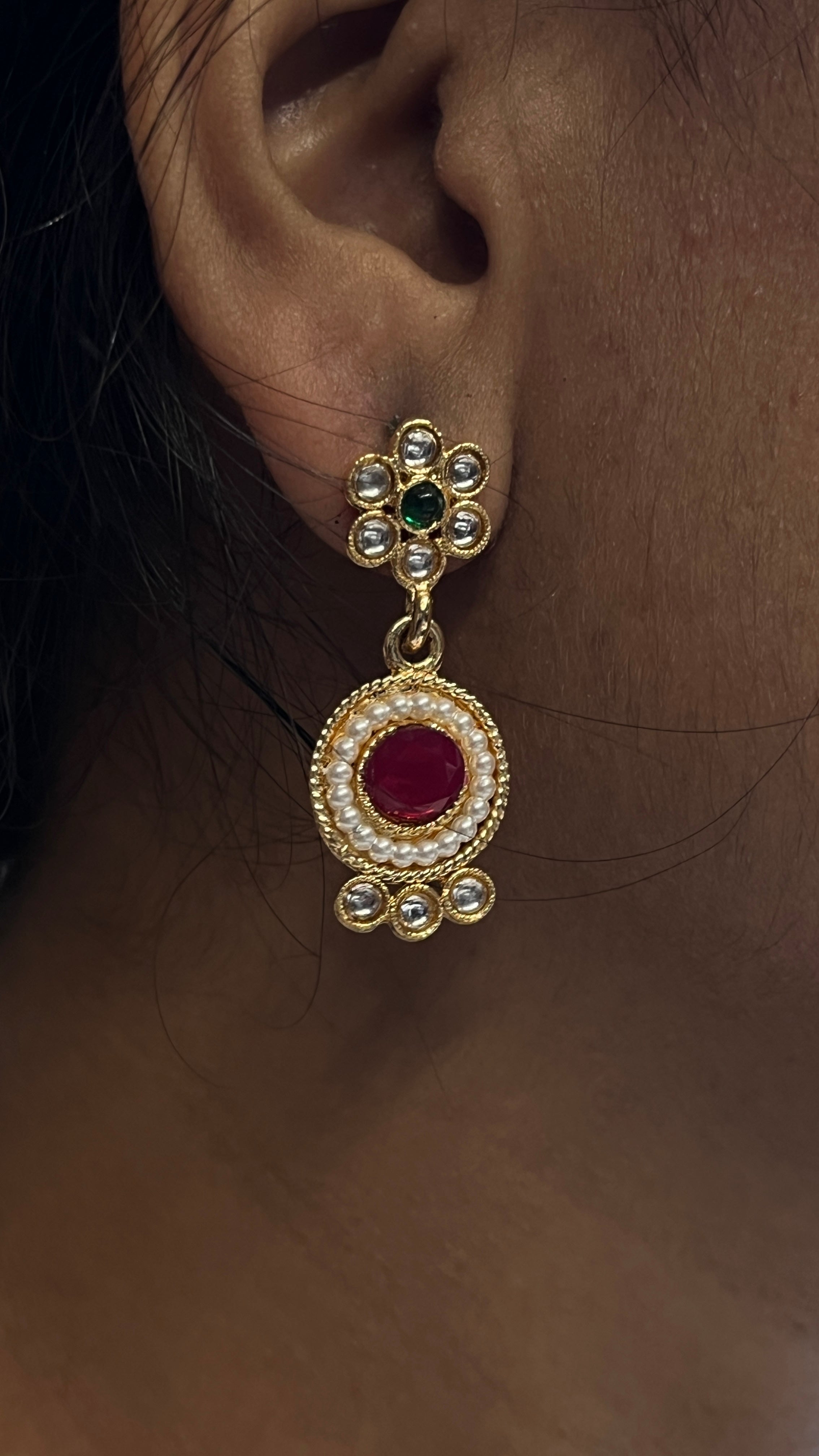 Vanya Festival Spark Imitation Jewellery Set – Ethnic Navratri Look