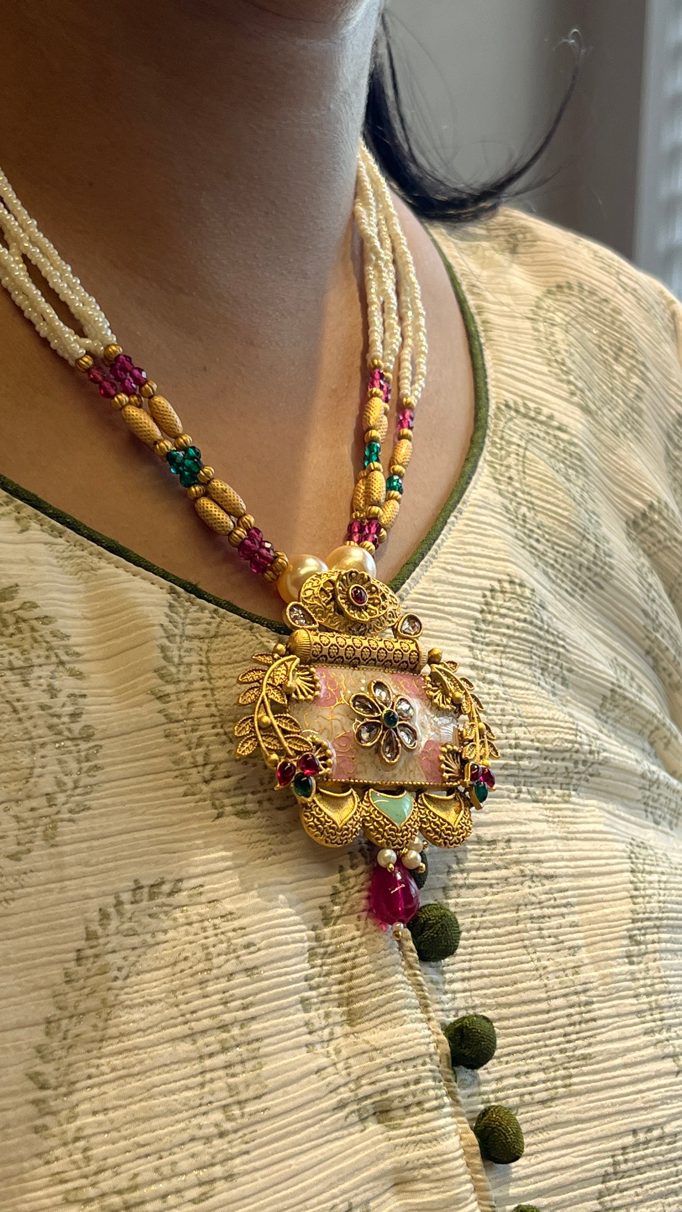 Vanya Festival Spark Imitation Jewellery Set – Ethnic diwali Look