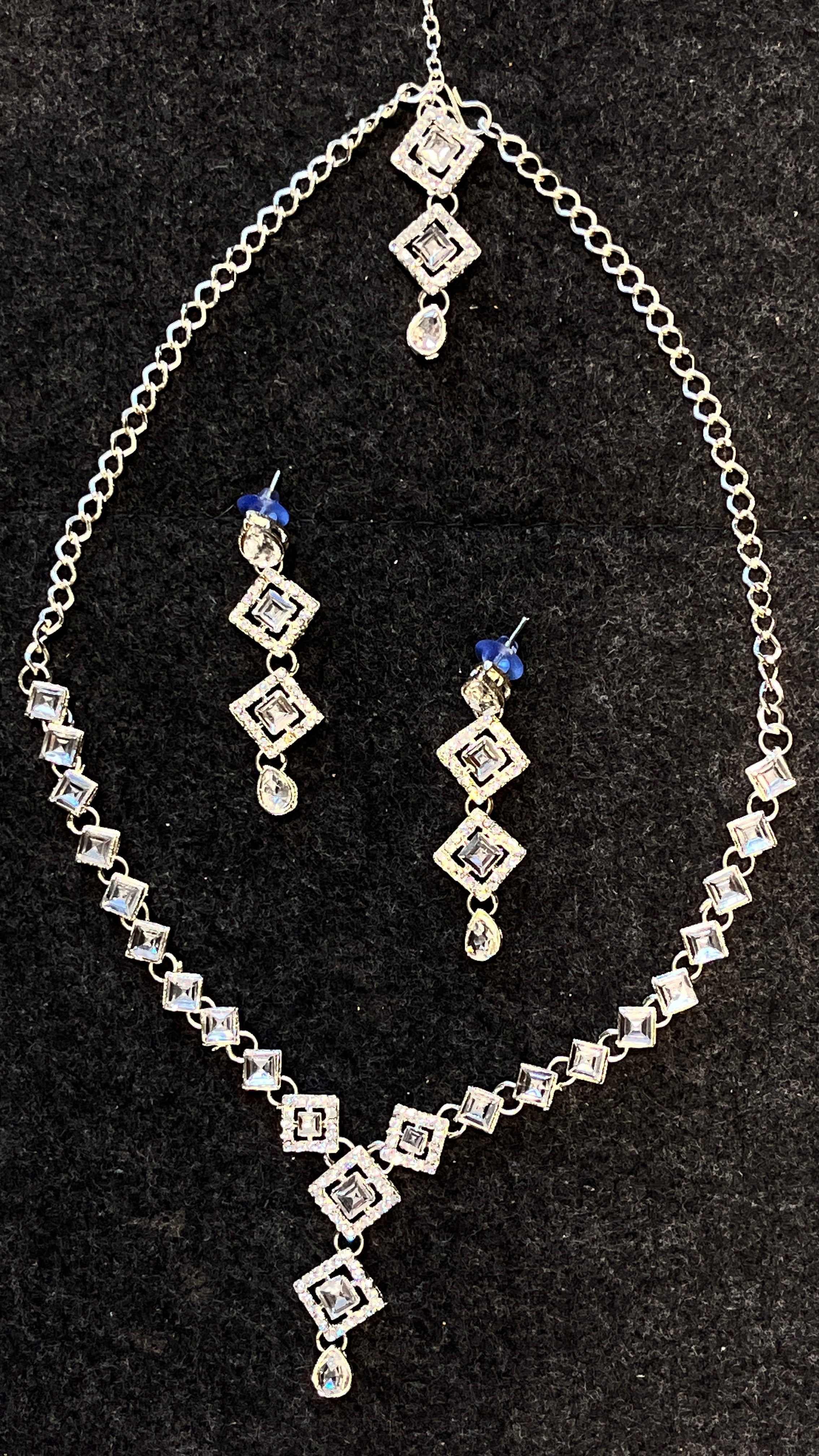 Siya Ethnic Glow imitation Jewellery Set – Gujarati Navratri Special