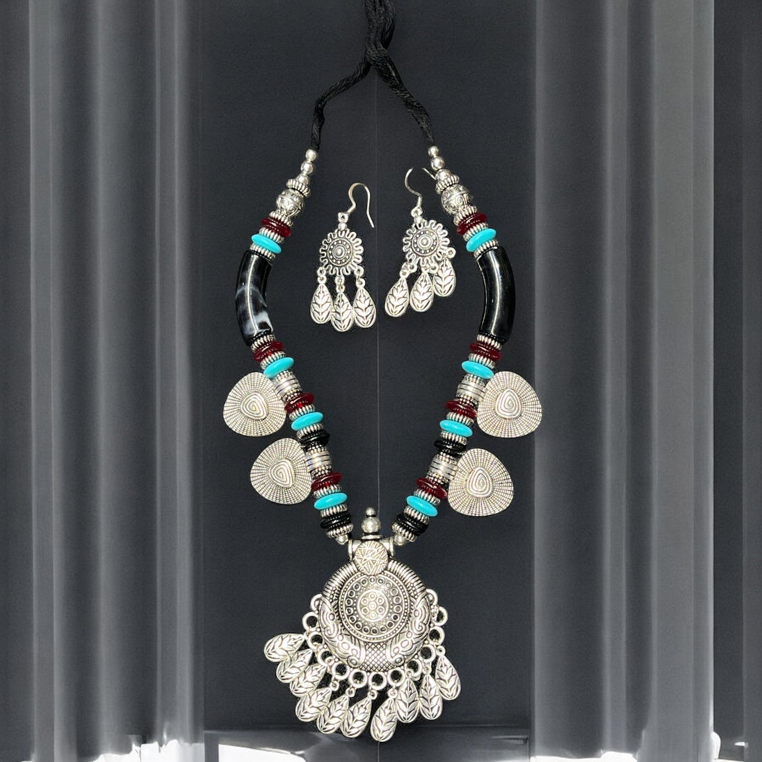 Vaidehi Oxidised Gujarati Jewellery Set – Navratri Garba Ethnic Earrings Combo