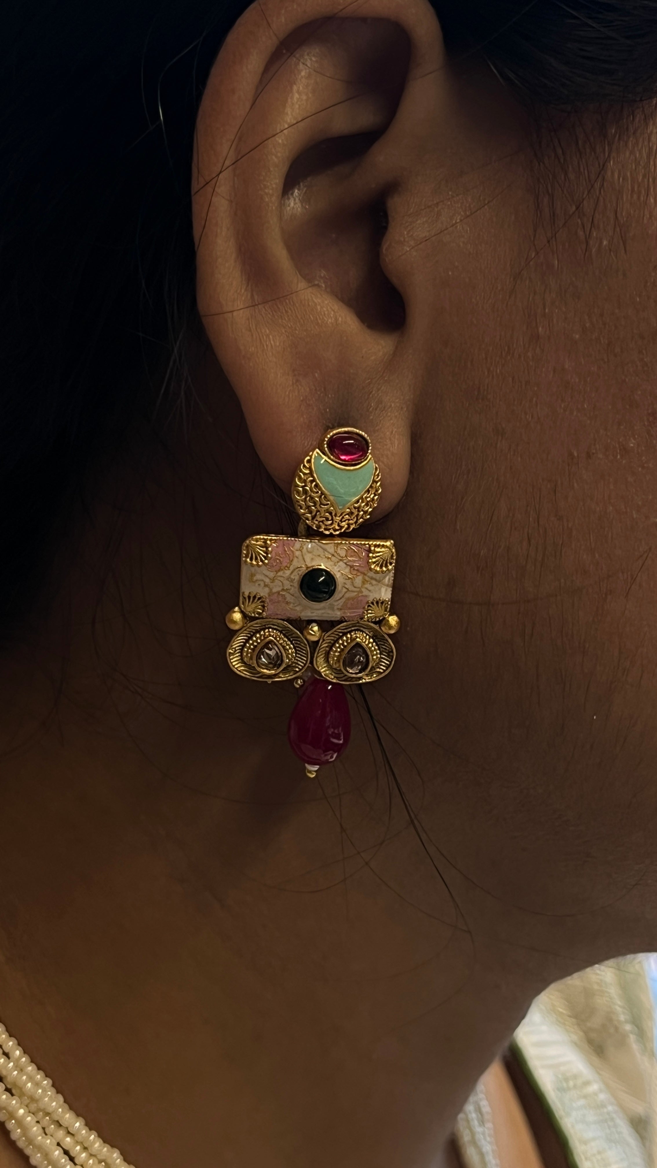 Vanya Festival Spark Imitation Jewellery Set – Ethnic diwali Look