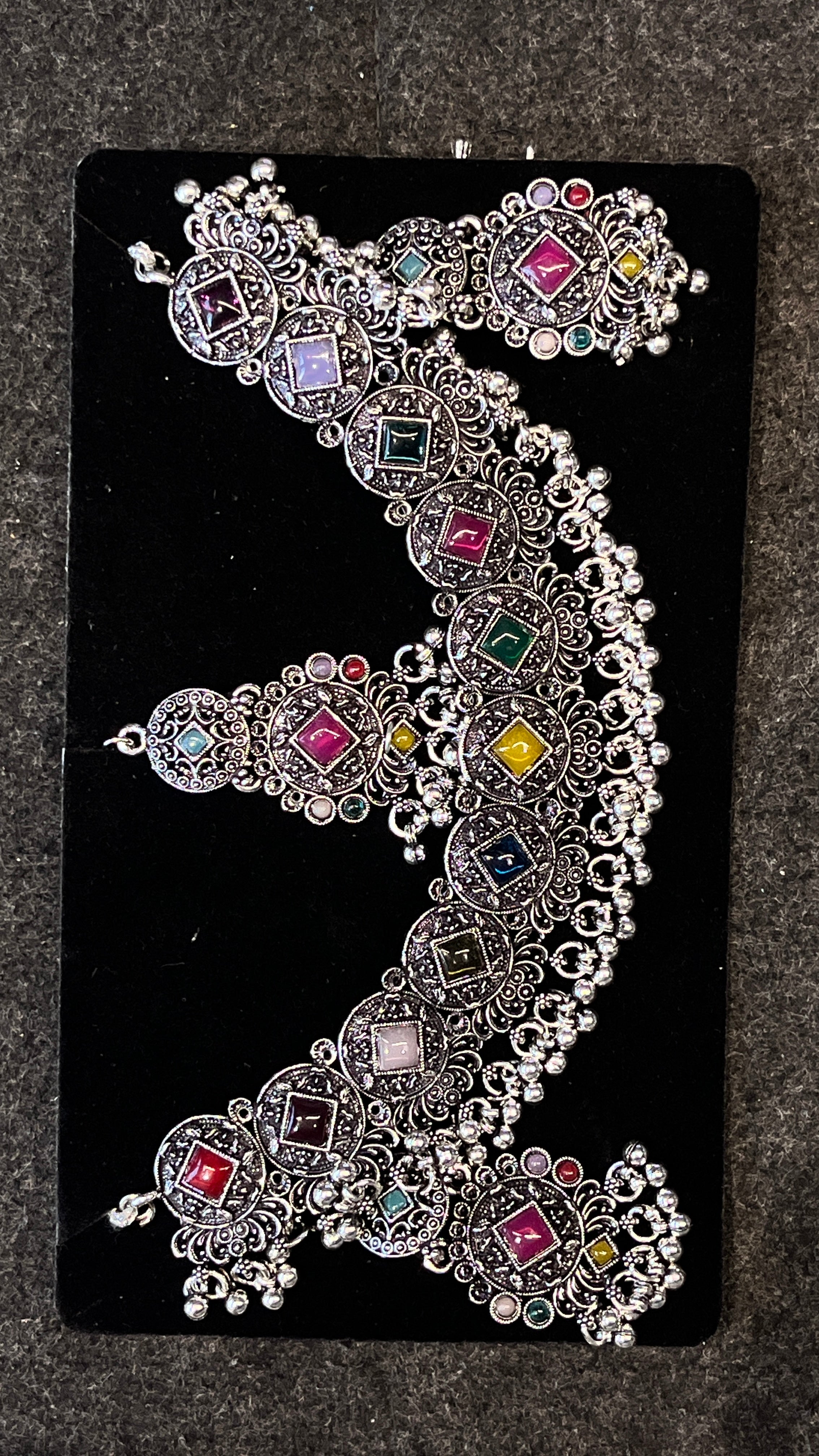 Myra Navratri Diva Imitation Jewellery Set – Gujarati Folk Collection