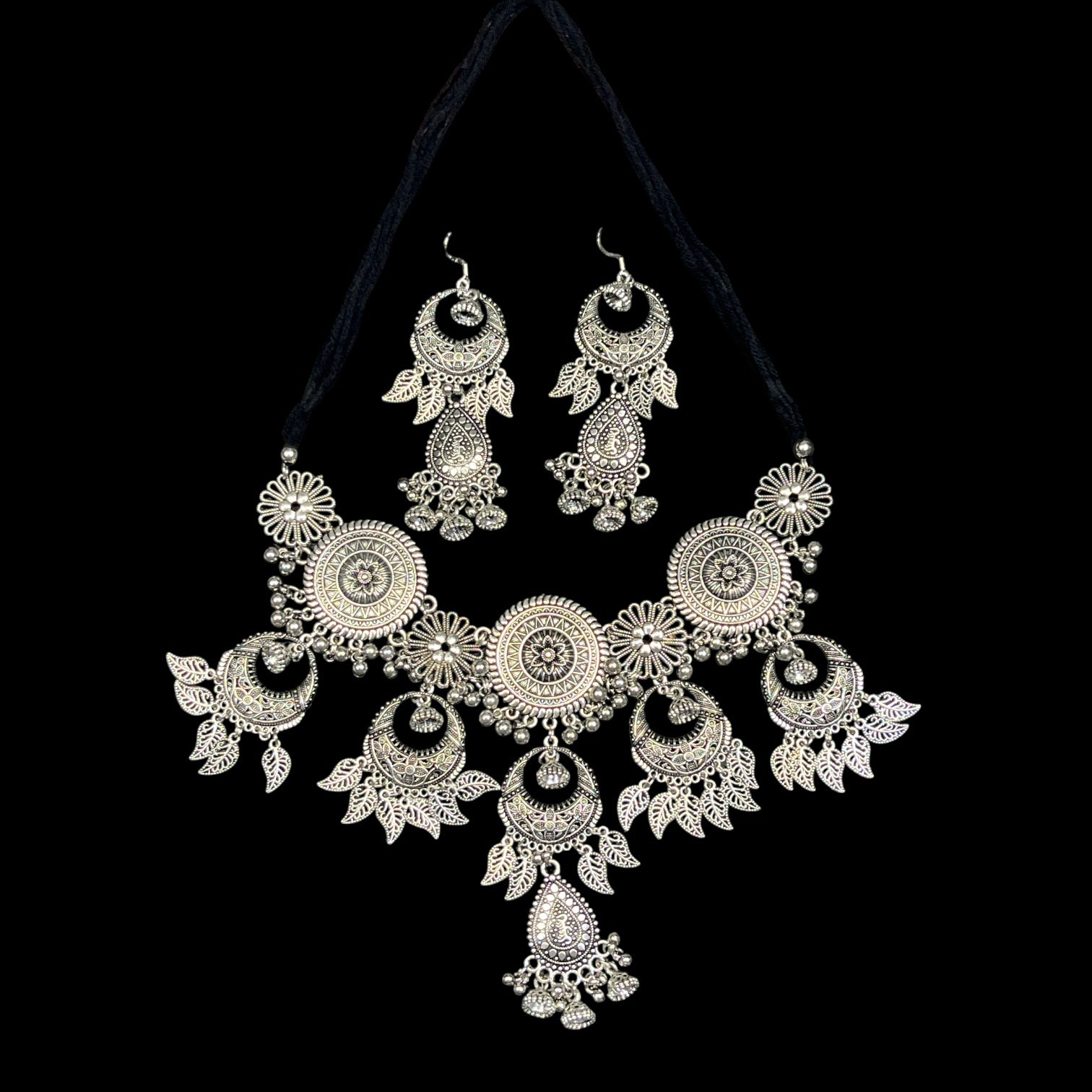 Ishita Oxidised Ethnic Jewellery Set – Traditional Gujarati Navratri Collection