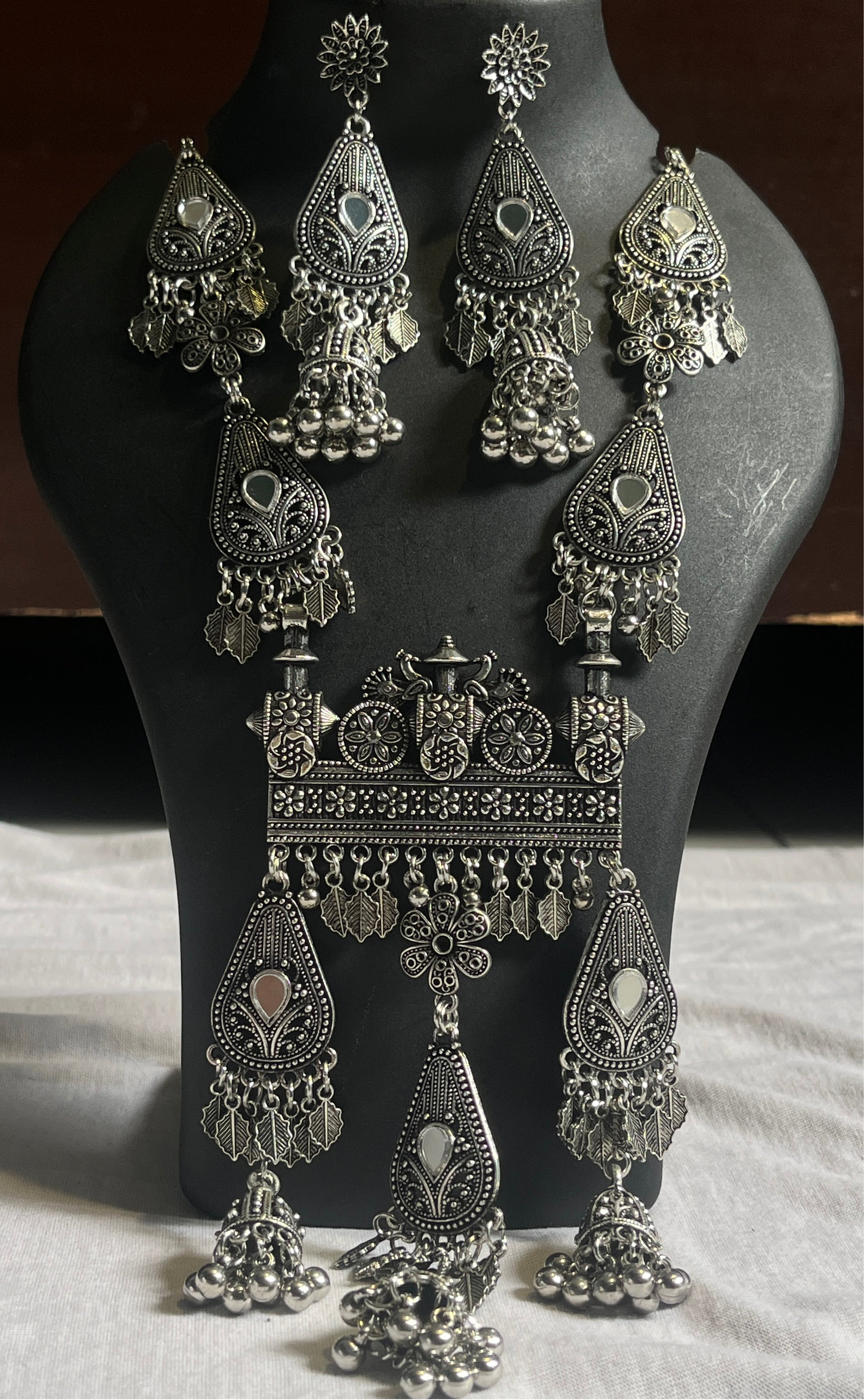 Ritika Oxidised Gujarati Jewellery Set with Earrings – Navratri Ethnic Collection