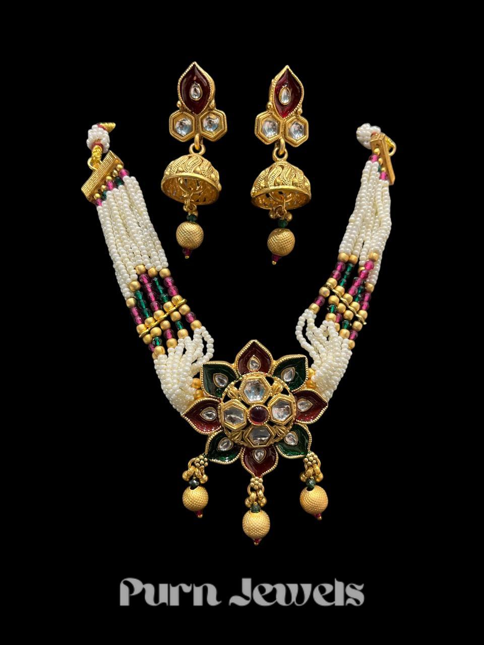 Falguni Kundan Rajwadi Nacklace Set