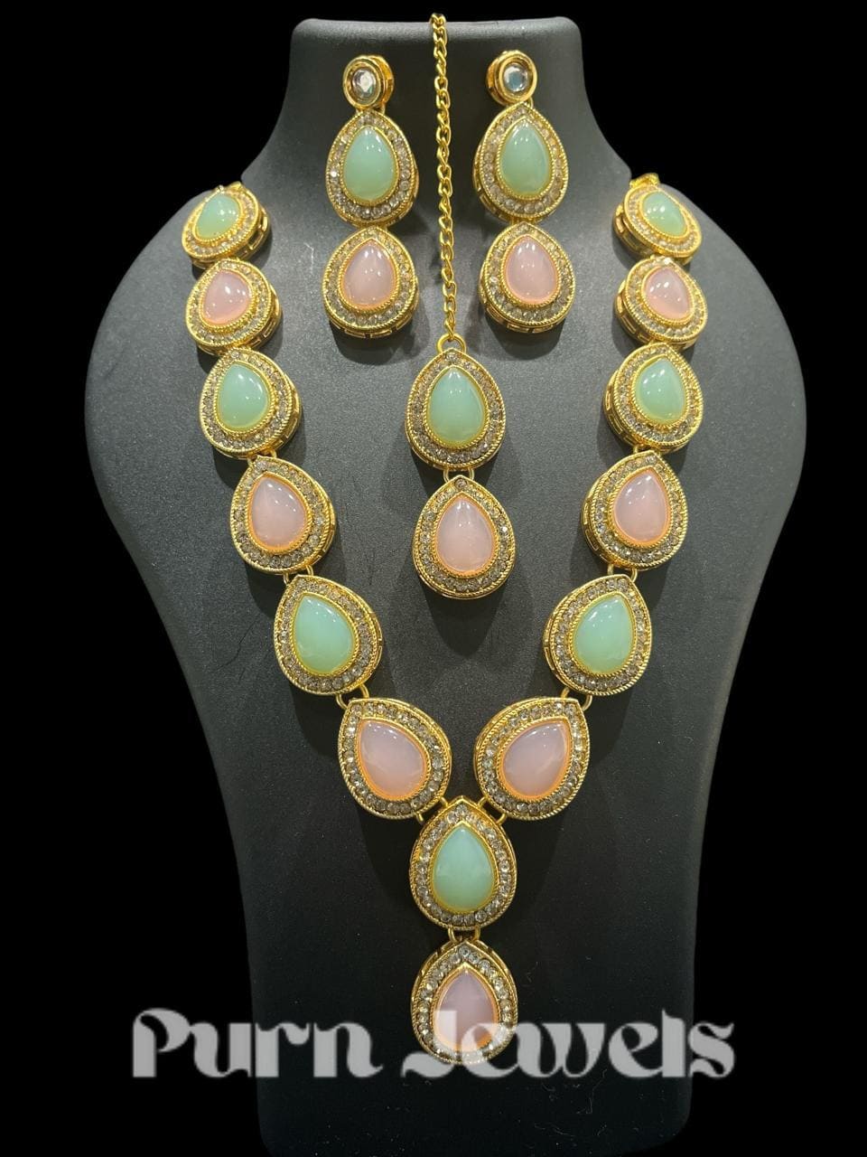 Mitali Amarican Stone Set